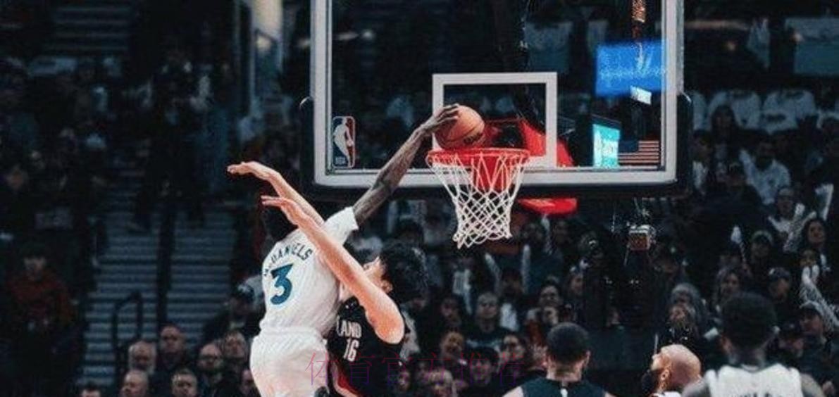 克林根出战30分钟，投篮6中3得到8分8篮板1助攻2盖帽